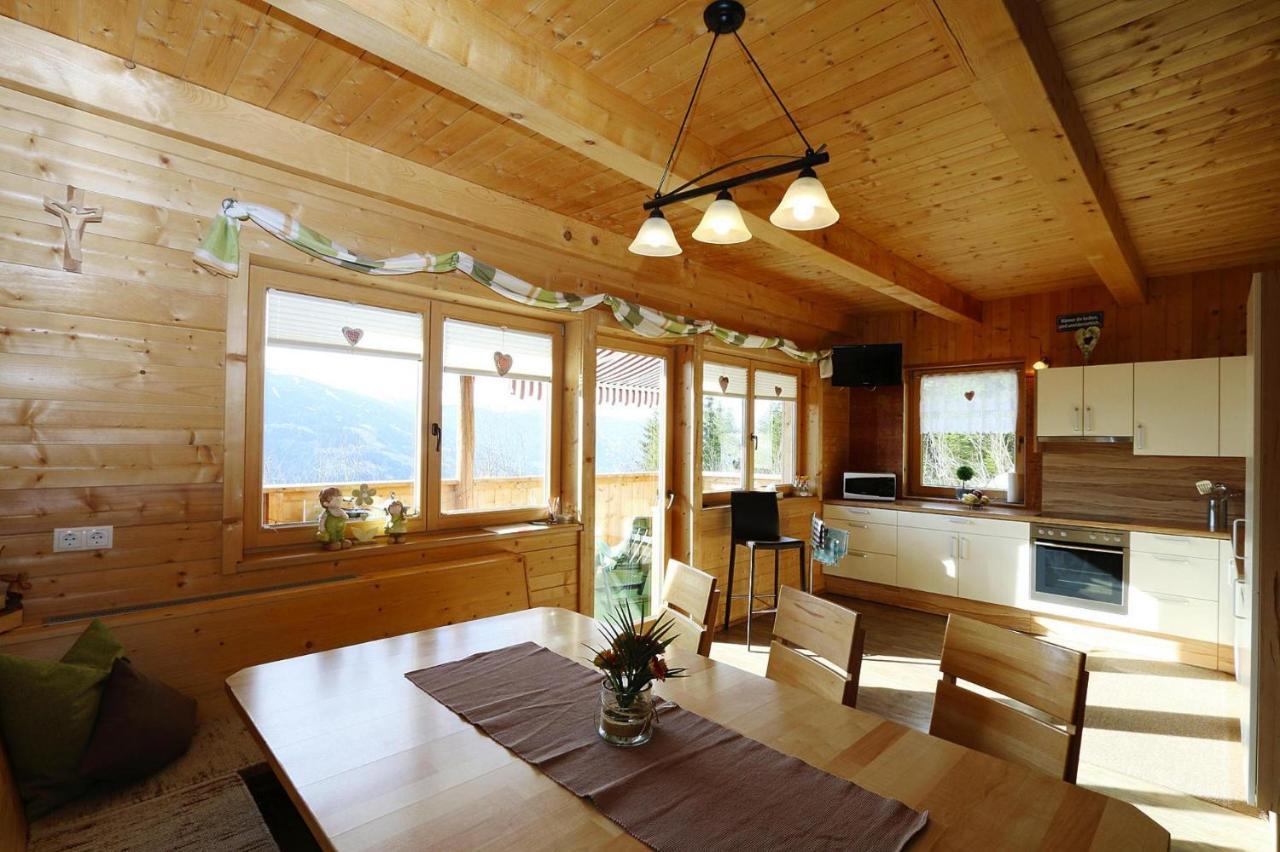 Dom wakacyjny Semi-detached House, Zell am Ziller